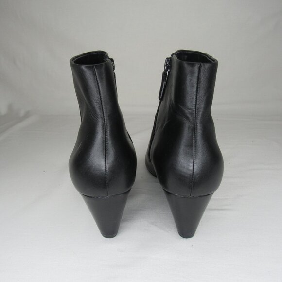 Cole Haan Black Leather Ankle Boot Wedge Heel Women's 9 - Picture 4 of 9